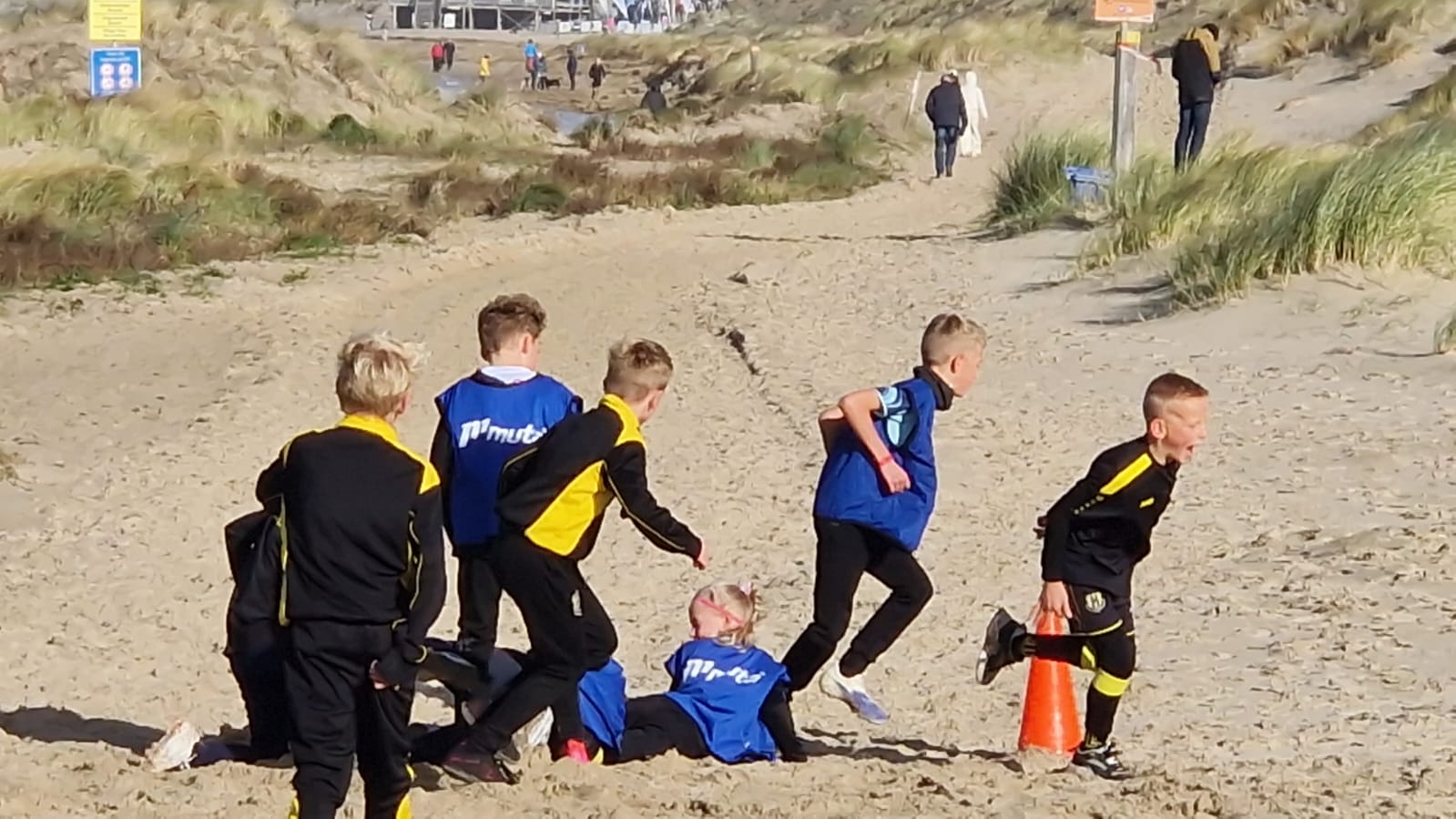 VVW JO11-2 op trainingskamp