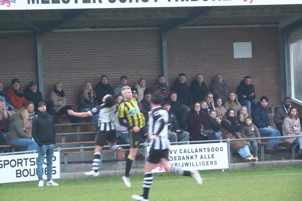 Topper in de vierde klasse blijft onbeslist.